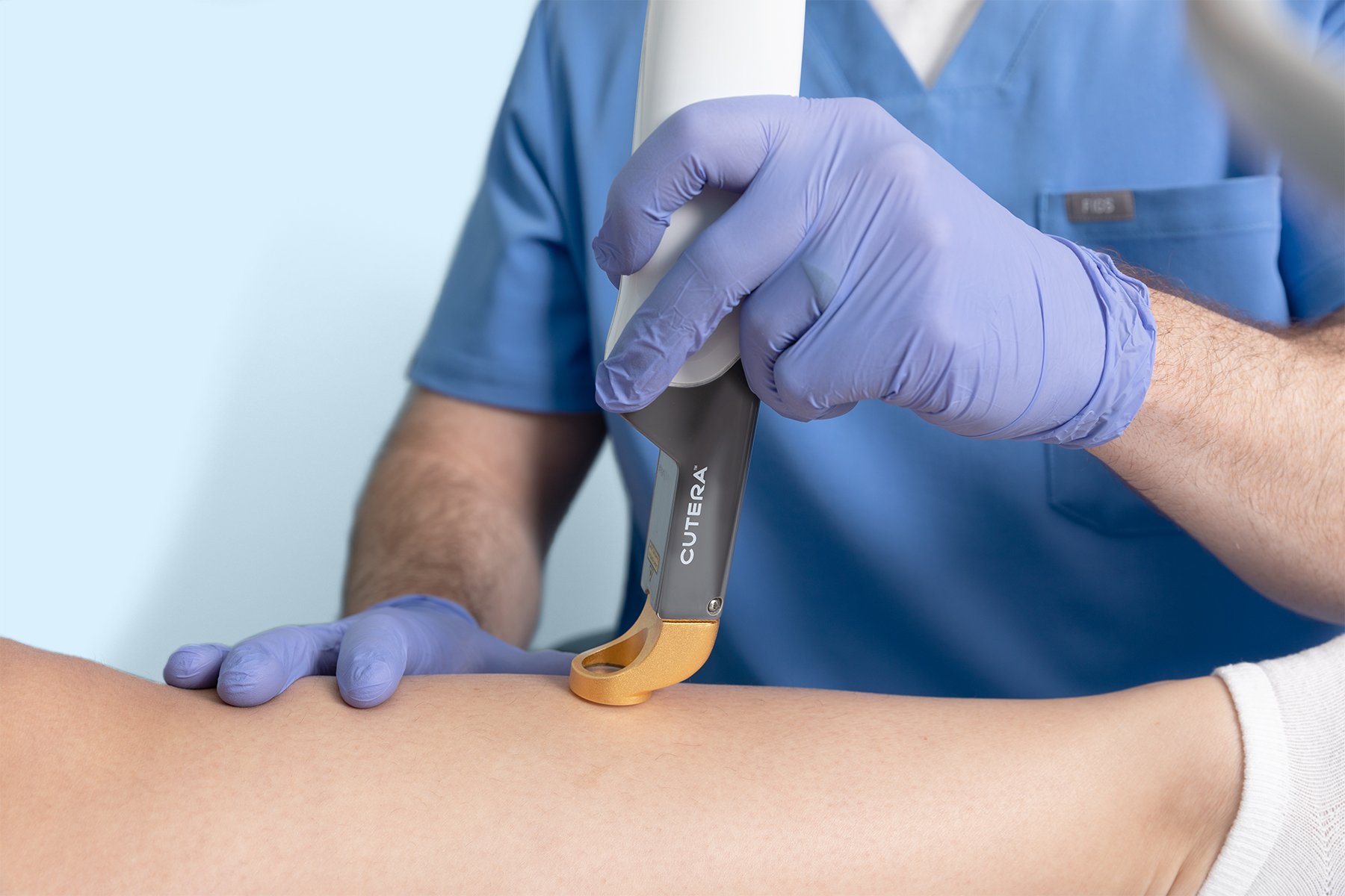 Discover 7 compelling reasons to choose a board-certified vein specialist for safe, effective, and cutting-edge treatment of vein conditions.